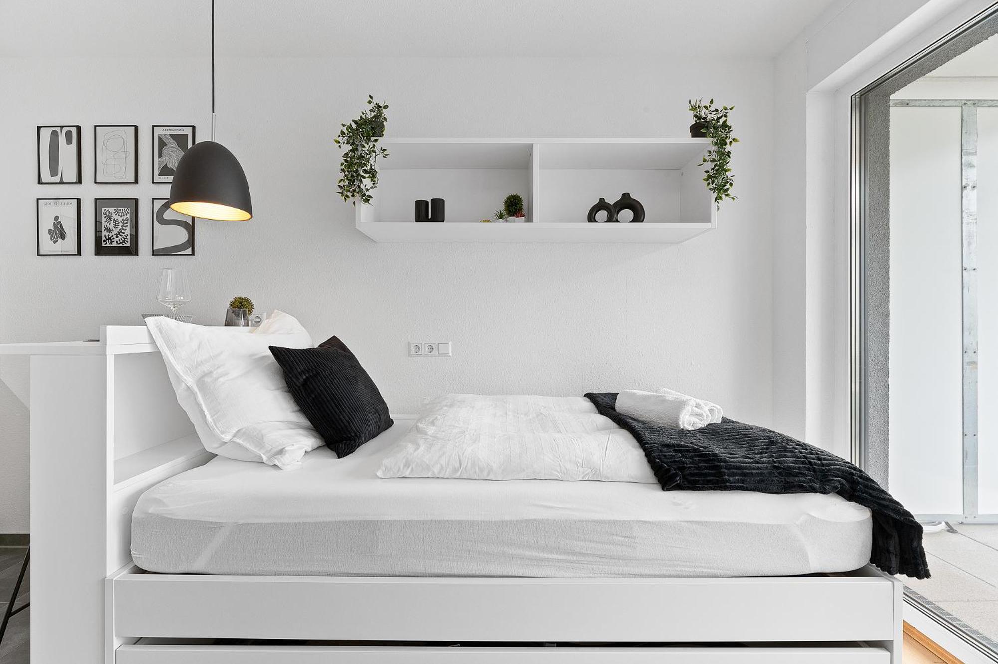 Modern, Zentral, Homeoffice, Netflix Pforzheim Kültér fotó